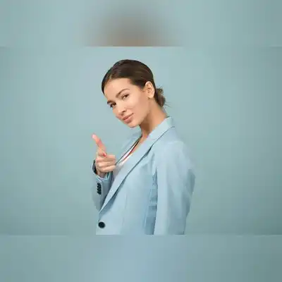 成霏柯